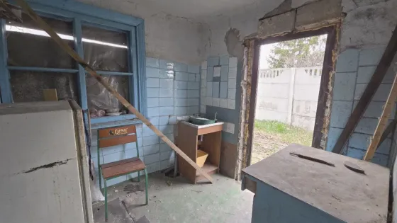 Дом в частном секторе, Кировский р-н, ул. Шмидта, ориентир роддом Семашко Донецк