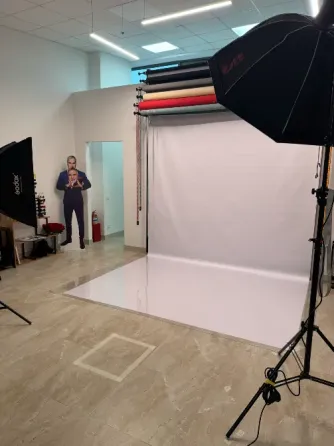 Фотостудия самообслуживания (автопортрета) "селфклик". Аренда фотостудии Донецк