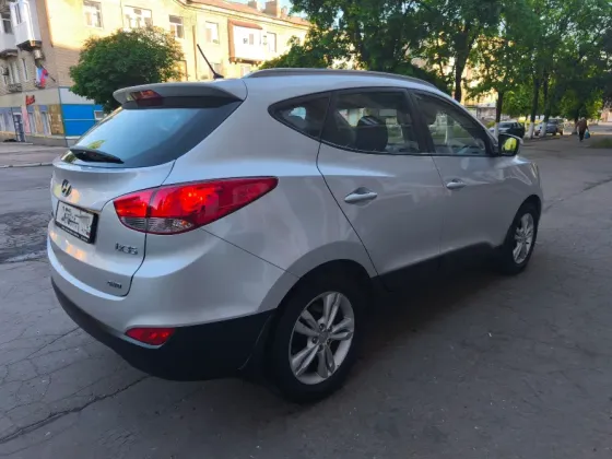 Hyundai ix35 (Tucson), 11.2011г. Двигатель 2L бензин (150л.с.), Полный привод, Коробка автомат Isin Торез