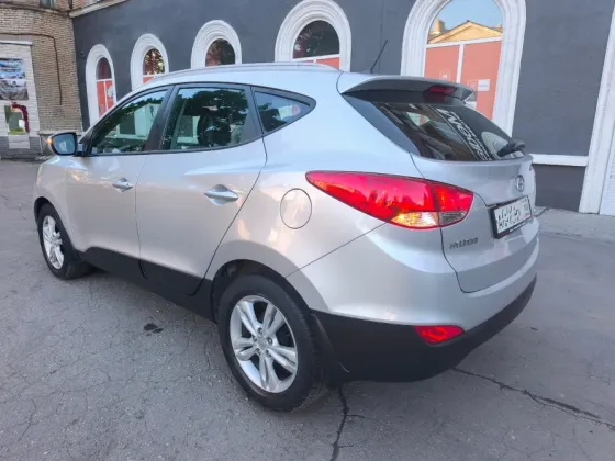 Hyundai ix35 (Tucson), 11.2011г. Двигатель 2L бензин (150л.с.), Полный привод, Коробка автомат Isin Торез