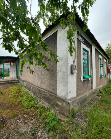 Продам 5-ком. дом в Буденновском районе города Донецк, ориентир Буденновский Суд, школа 132 Донецк