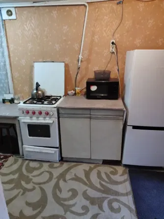 Сдам на любой срок ! Здесь вода круглосуточно! Сдам 2 комн Флигель в куйбышевском р-не Донецк