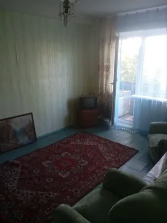 Срочно продаётся 1 ком. Боссе ! Донецк
