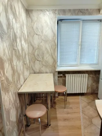 Посуточно 2к.кв. пл. Ленина Донецк