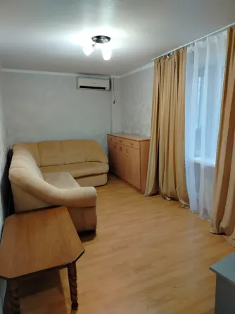 Посуточно 2к.кв. пл. Ленина Донецк