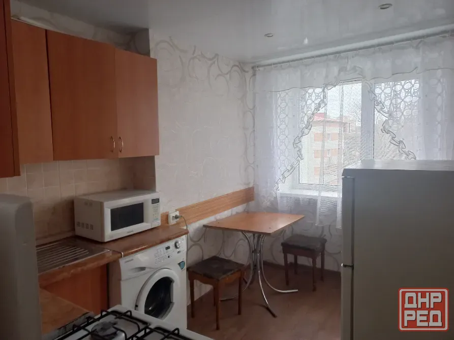 Посуточно 2к.кв. пл. Ленина пр. Ильича Донецк - изображение 1