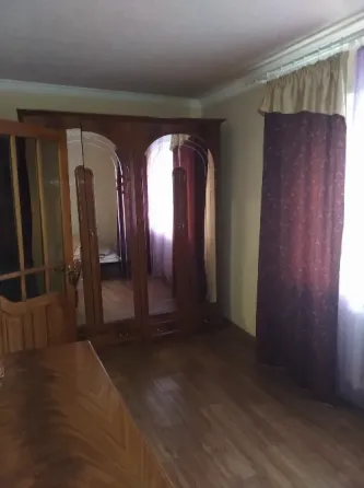 Посуточно 2к.кв пл. Ленина Донецк