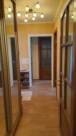Продаётся 2-х к. кв., бул. Школьный, рядом Крытый рынок/ Донбасс Арена Донецк