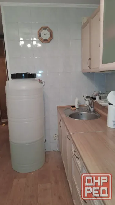 Продаётся 2-х к. кв., бул. Школьный, рядом Крытый рынок/ Донбасс Арена Донецк - изображение 3