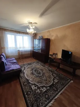 Продаётся двухкомнатная квартира в Центральном районе, Мариуполь