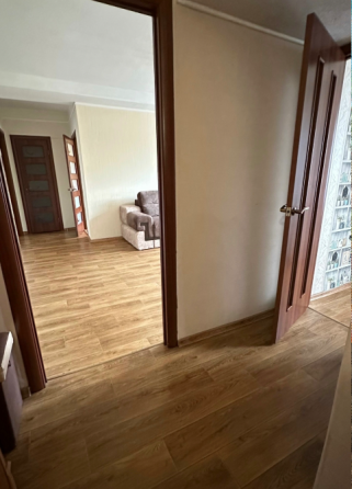 Продам 3-ком. квартиру в Калининском районе Донецка, ориентир пр-т Ильича, Мфц. Донецк