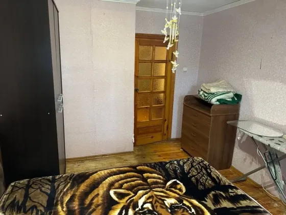 3-к квартира, 70 м2, 8/9 эт. Мариуполь