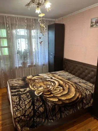 3-к квартира, 70 м2, 8/9 эт. Мариуполь