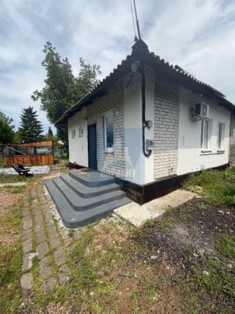 Продам квартиру на земле ( дом ) Макеевка