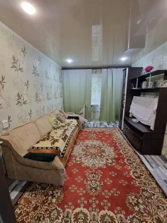 Продам 2-ком.кв-ру, 2/4 ( Объединённый, ул.Зверькова)! Донецк
