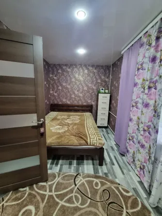 Продам 2-ком.кв-ру, 2/4 ( Объединённый, ул.Зверькова)! Донецк