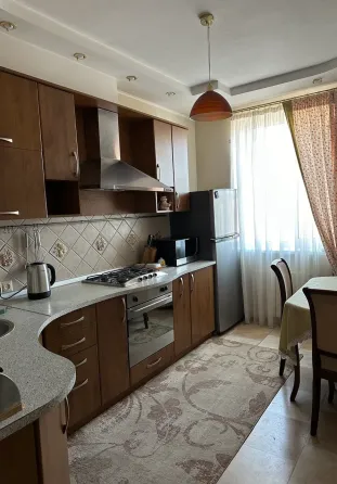 Сдам 2х комн центр Макеевка