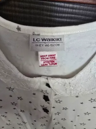 Продам платье на девочку LC WAIKIKI Донецк