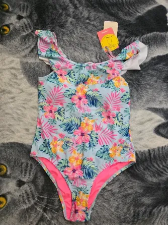 Купальник LC WAIKIKI на девочку. Донецк