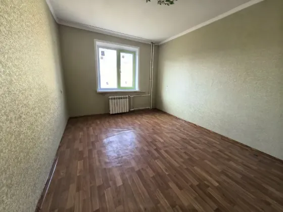 Продам отличную 3-комнатную квартиру в самом центре мариуполя на проспекте металлургов. Мариуполь