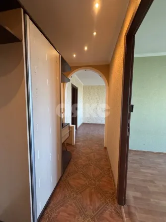 Продам отличную 3-комнатную квартиру в самом центре мариуполя на проспекте металлургов. Мариуполь