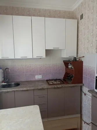 1-комнатная квартира с ремонтом, Ворошиловский р-н (ул. Щорса) Донецк