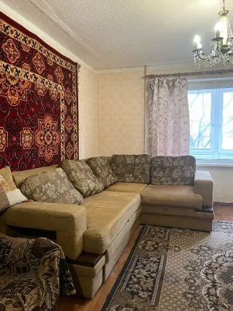 Продам 3-х комнт. квартиру Енакиево
