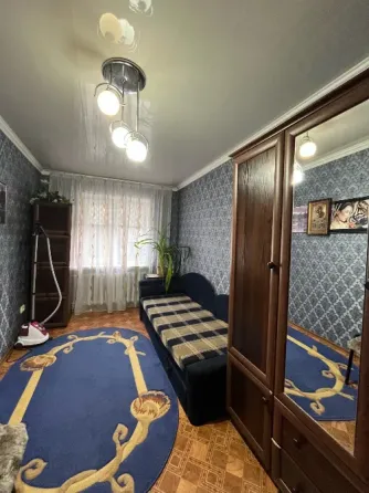 Продам 3-х комнатную квартиру Енакиево