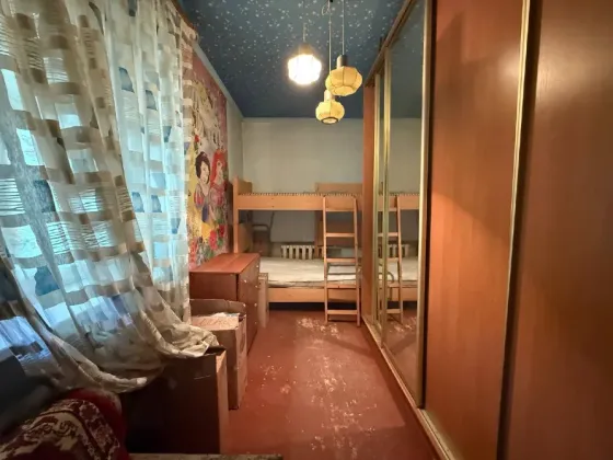 Квартира в центре Донецка, сталинка, 2 комнаты, орешково Донецк