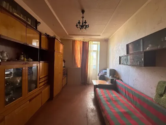 Квартира в центре Донецка, сталинка, 2 комнаты, орешково Донецк