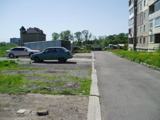 Продам свой земельный участок под гараж, парковку Макеевка(Гвардейка) Макеевка