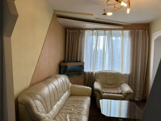 Продам 3-к. кв., Киевский р-н, Шахтерская пл., ул. Батищева Донецк