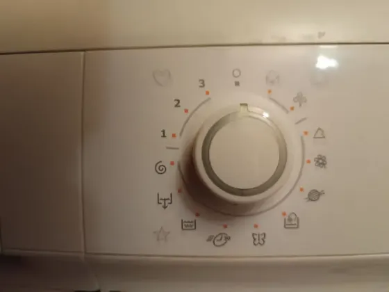 Отдам бесплатно стиральную машину Electrolux Донецк