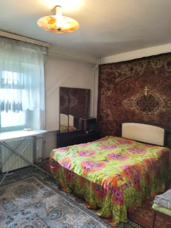 Продажа 3х ком,Ворошиловский ,школа 13. ул. розы Люксембург. Донецк
