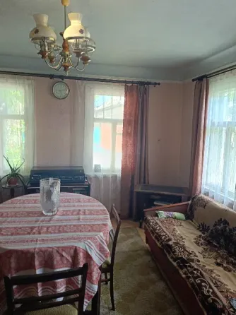 Продам небольшой дом возле Парка 1 Мая Луганск