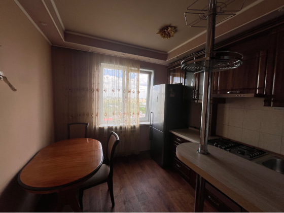 Продам 3-комнатную квартиру на Солнечном Донецк