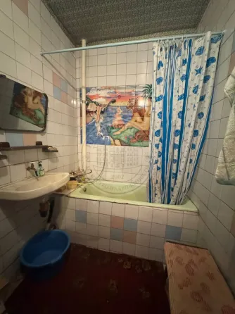 продажа 2 этаж. дома, ц-г р-н п.Бажанова эб Макеевка