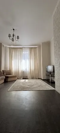 Продам 3-х комн 118 м2 в Жк Замковый, Ворошиловский р-н. Кирпичный дом. Охрана. Донецк