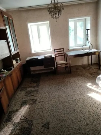 Продаётся дом в пгт Старомихайловка, ул . Ленина. Донецк