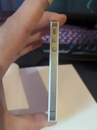Айфон 4s 8 gb Макеевка