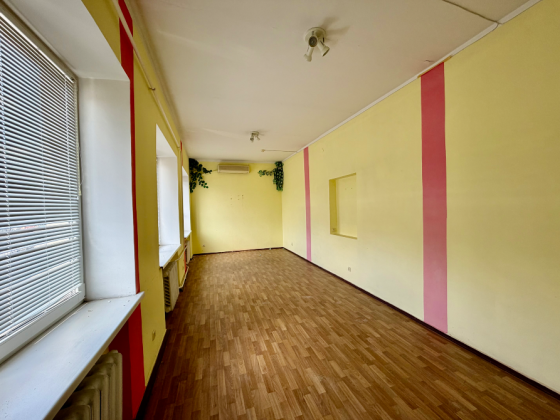 Аренда кабинета центр 28м2 фасад Донецк
