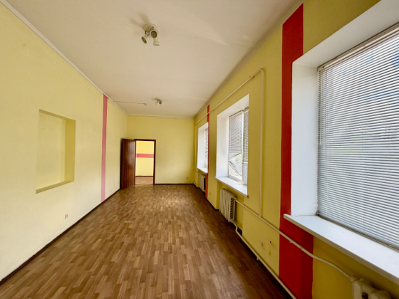 Аренда кабинета центр 28м2 фасад Донецк