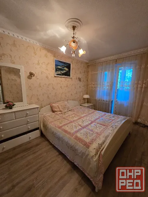 2 к.кв 2/9 Тренёва. "Молоко" Донецк - изображение 10