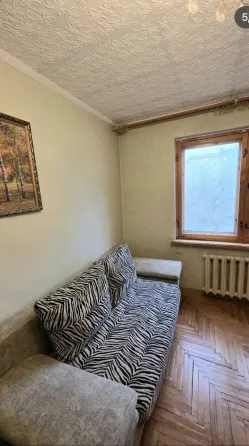 Продается 2х комнатная квартира. Калининский район Донецк