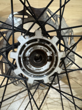 Колесо переднее в сборе r21 80/100 Донецк