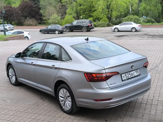 Продам Volkswagen Jetta 2020 года выпуска Енакиево
