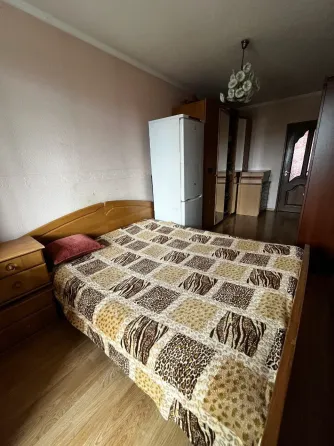 Продам 3х комнатную квартиру в Пролетарском районе Донецк