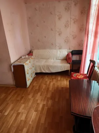 продам 2 к.кв. ворошиловск. р. главпочтамт 3800 мил р торг. Донецк