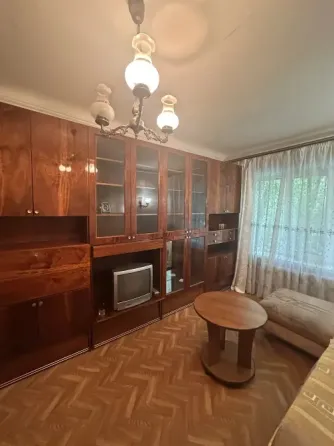 Продам! Университетская,Изумруд! Донецк