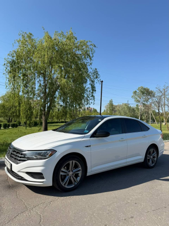 Продам надежный автомобиль для всей семьи! Мариуполь